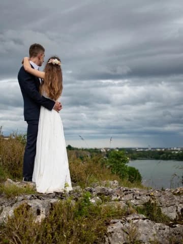 Couple de mariés - La malédiction des poupées de cire